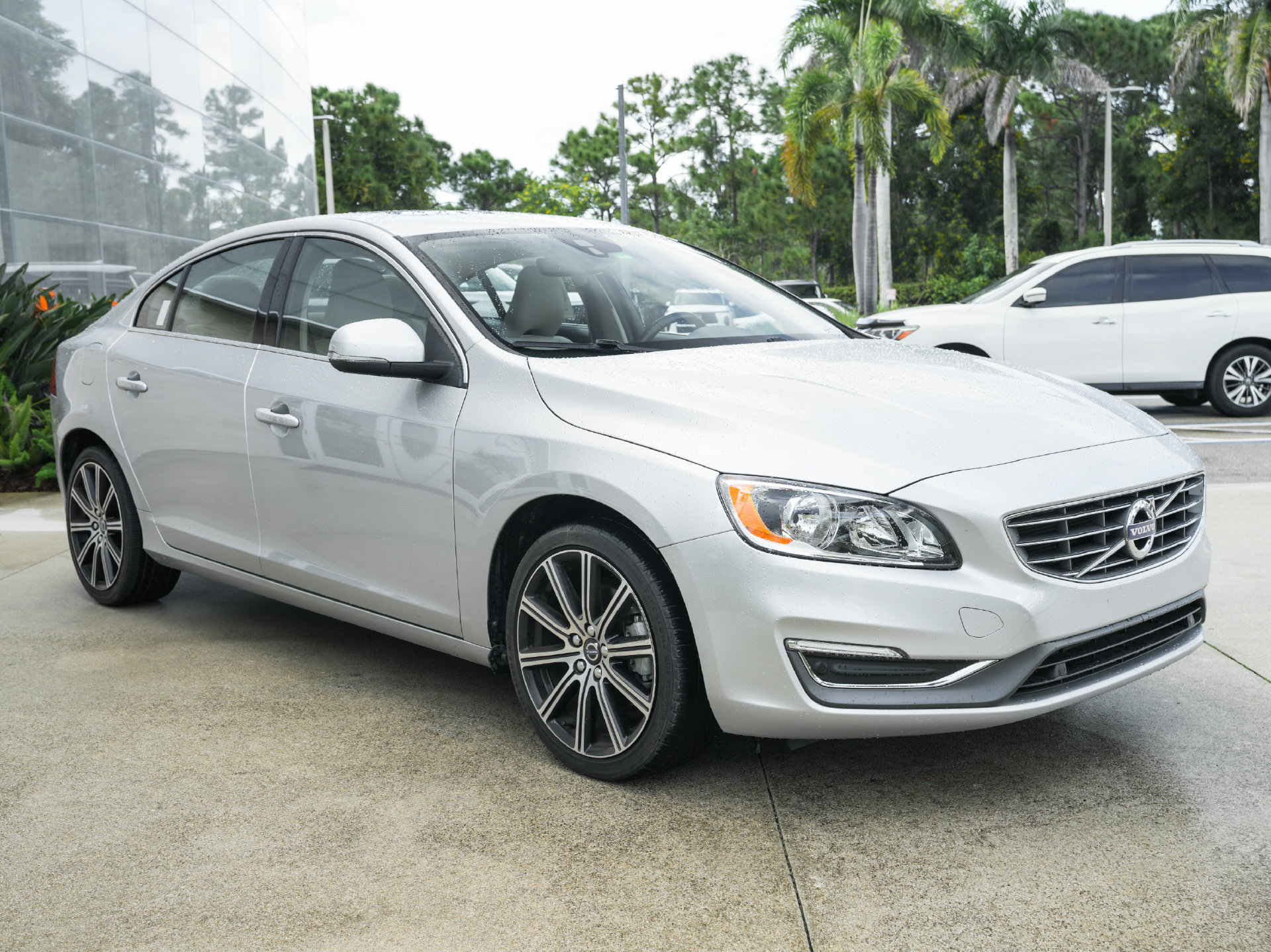 Used 2018 Volvo S60 T5 Inscription FWD image 12