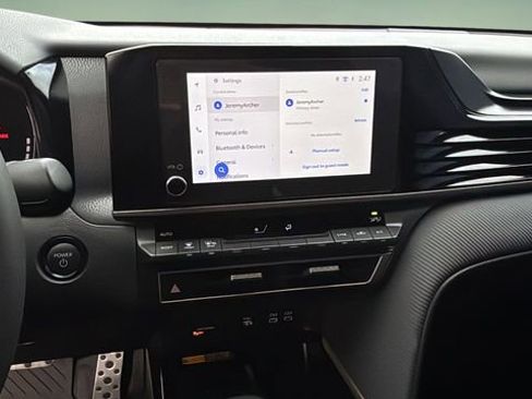 Used 2025 Toyota Camry SE image 24