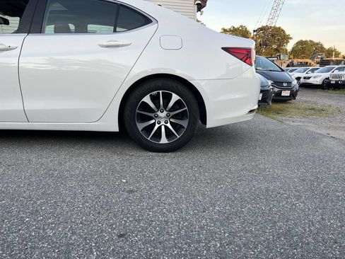 Used 2017 Acura TLX image 32