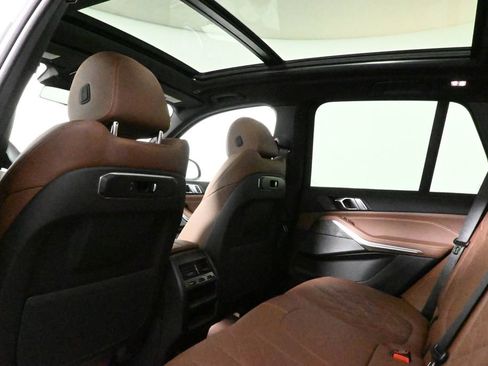 Used 2026 BMW X5 xDrive40i w/ M Sport Package image 33