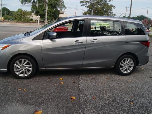 Used 2012 MAZDA MAZDA5 Sport image 4
