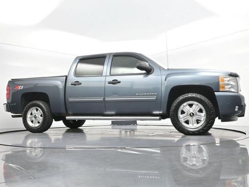 Used 2011 Chevrolet Silverado 1500 LT w/ All-Star Edition AWD/4WD image 38