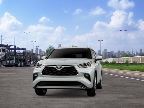 New 2026 Toyota Highlander Platinum image 19