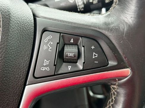 Used 2020 Buick Encore Essence AWD/4WD image 18