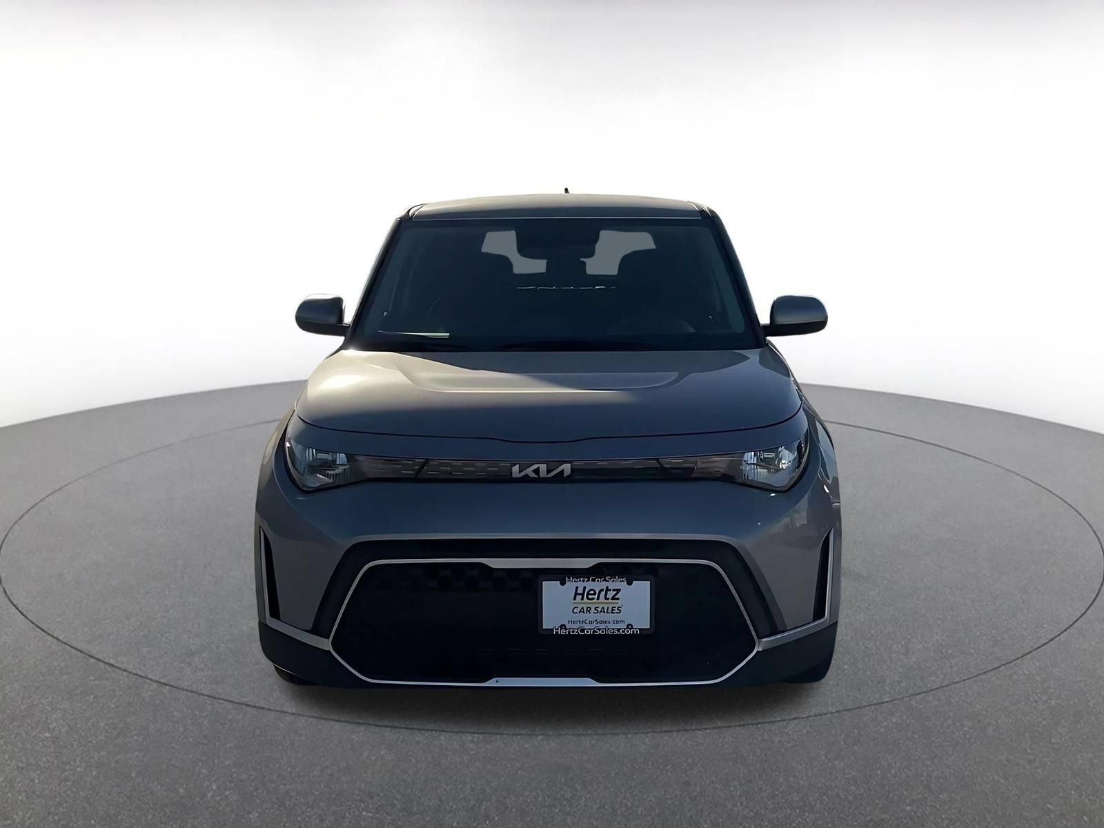 Used 2025 Kia Soul LX w/ LX Technology Package FWD image 4