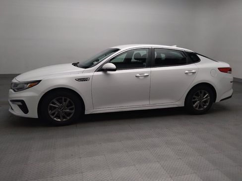 Used 2019 Kia Optima LX FWD image 2