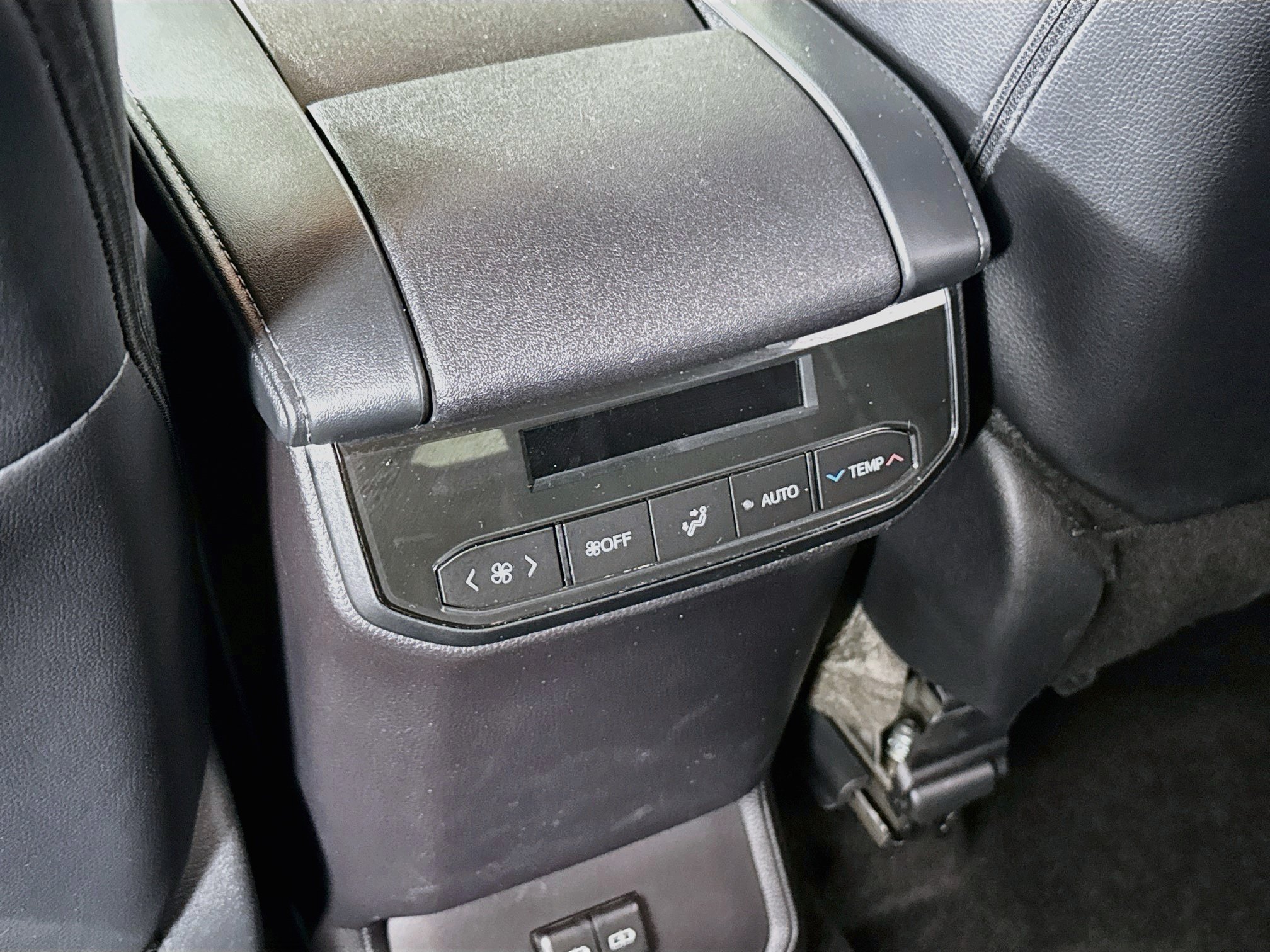 Used 2026 Toyota Highlander XLE AWD/4WD image 21