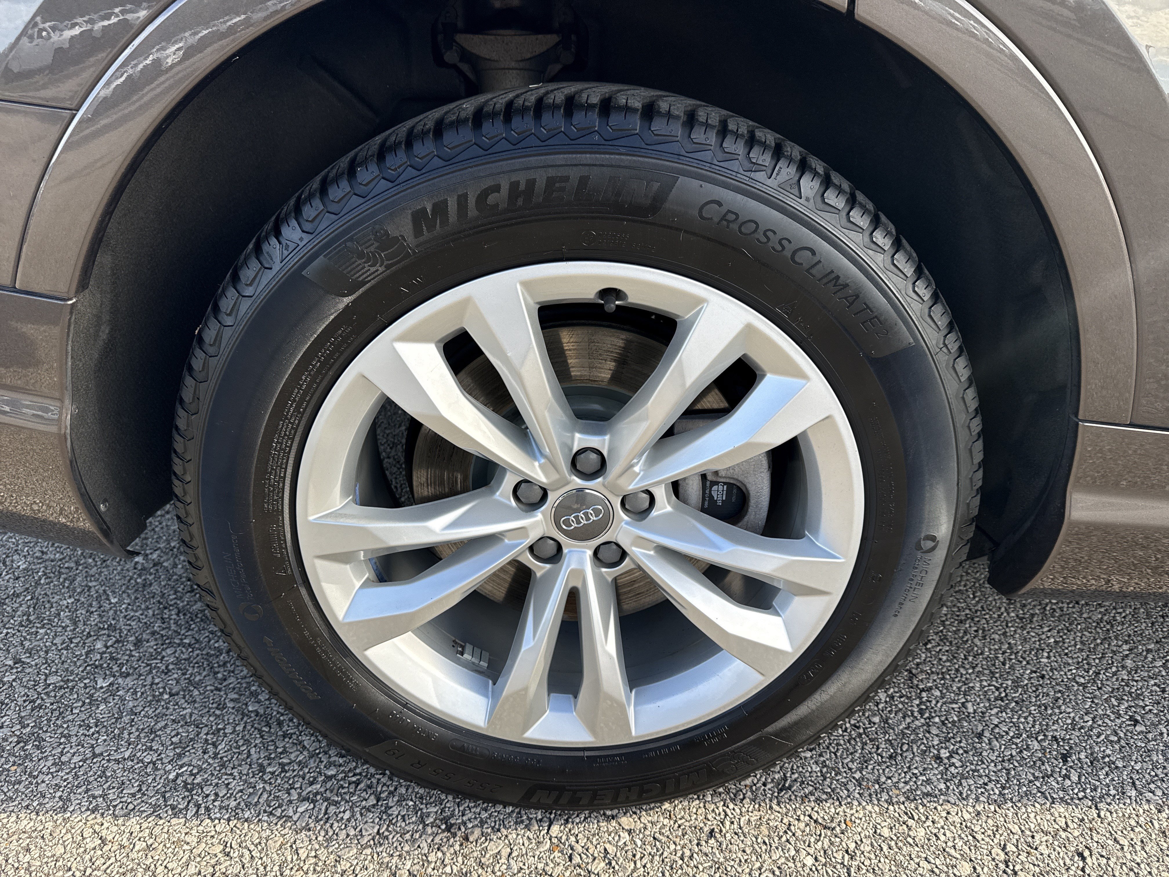 Used 2019 Audi Q7 2.0T Premium Plus w/ Premium Plus Package AWD/4WD image 17