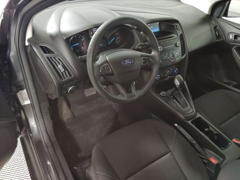 Used 2017 Ford Focus S image 4