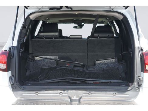 Used 2020 Toyota Sequoia TRD Pro AWD/4WD image 34