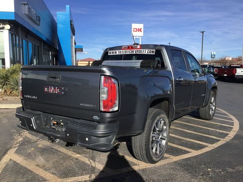 Used 2020 GMC Canyon Denali image 5