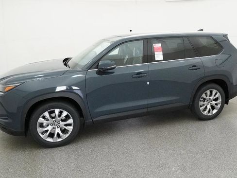 New 2026 Toyota Grand Highlander FWD image 51