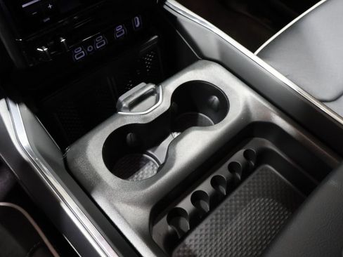 New 2026 RAM 1500 Laramie AWD/4WD image 21
