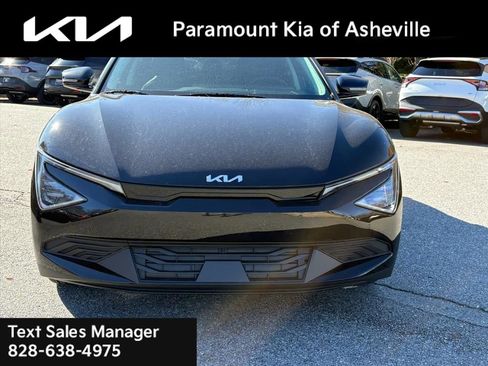 New 2025 Kia EV6 Light image 2