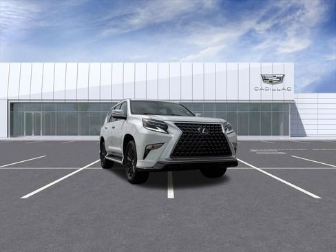 Used 2022 Lexus GX 460 Luxury w/ Sport Design Package AWD/4WD image 8