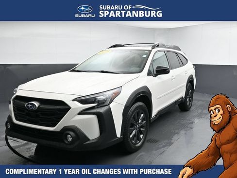 Used 2025 Subaru Outback Onyx Edition XT AWD/4WD image 3