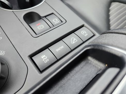 Used 2022 Toyota Highlander XSE image 13