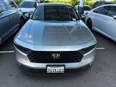 Used 2023 Honda Accord EX image 5