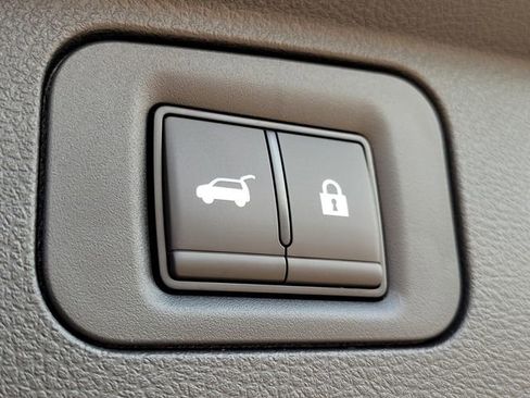 New 2025 Nissan Armada PRO-4X AWD/4WD image 19