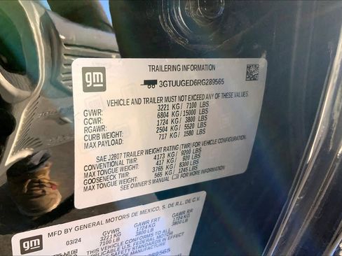 Used 2024 GMC Sierra 1500 Denali w/ Technology Package image 32