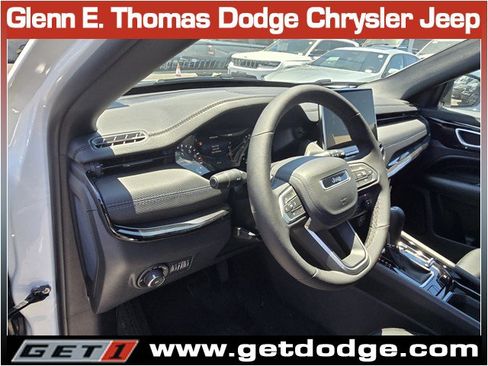 New 2026 Jeep Compass Latitude AWD/4WD image 8