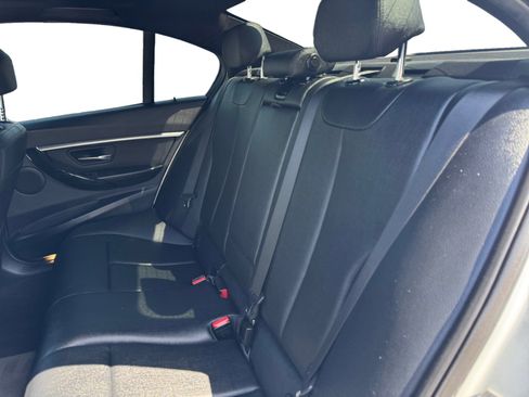 Used 2017 BMW 330i Sedan RWD image 13