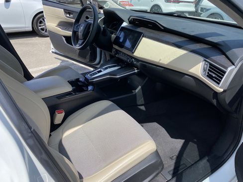 Used 2018 Honda Clarity Plug-In Hybrid image 18