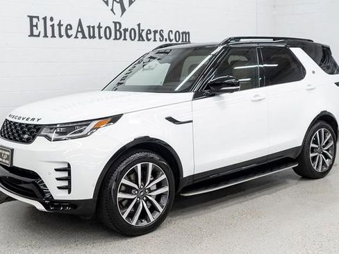 Used 2024 Land Rover Discovery Dynamic SE image 48