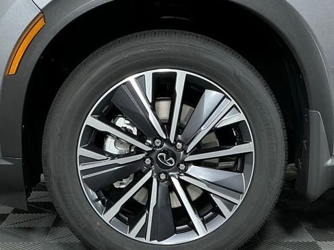 New 2027 INFINITI QX60 Luxe FWD image 10