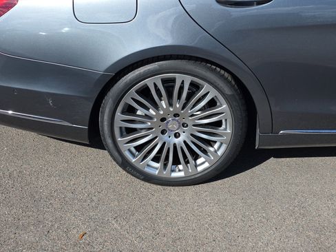 Used 2017 Mercedes-Benz S 550 Sedan image 6