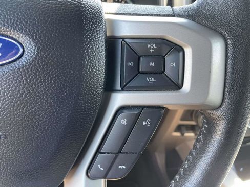 Used 2019 Ford F150 Lariat image 26