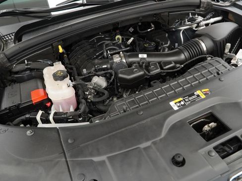 Certified 2025 Jeep Grand Cherokee L Laredo AWD/4WD image 51