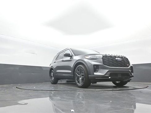 New 2026 Ford Explorer ST image 26