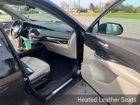 Used 2019 Cadillac XT4 Premium Luxury w/ Cold Weather Package image 5