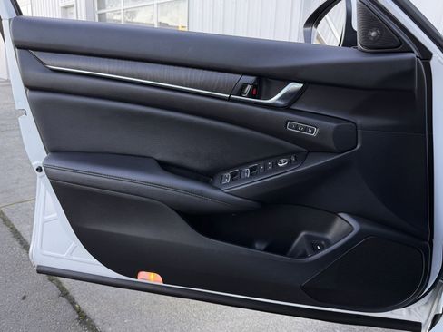Certified 2021 Honda Accord EX-L image 13