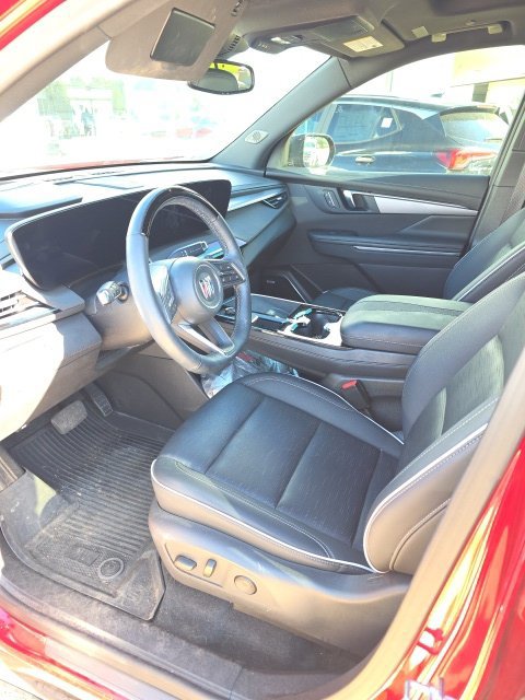 Used 2025 Buick Enclave Sport Touring w/ Super Cruise Package AWD/4WD image 3