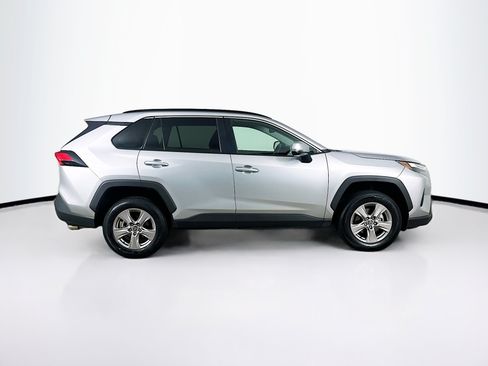 Used 2025 Toyota RAV4 XLE FWD image 10