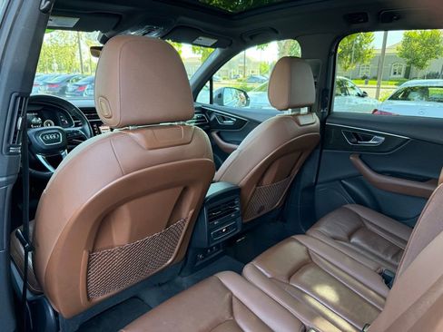Used 2021 Audi Q7 2.0T Premium w/ Convenience Package AWD/4WD image 25