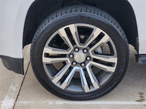 Used 2018 GMC Yukon Denali w/ Denali Ultimate Package image 10