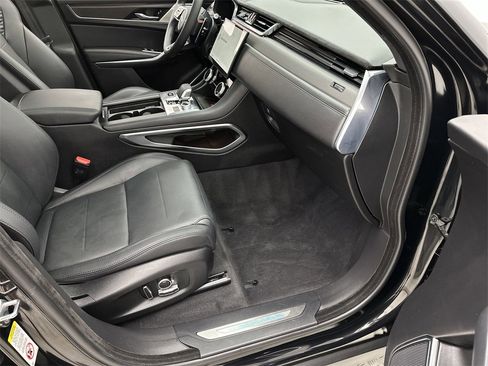 Used 2023 Jaguar F-PACE SVR image 25