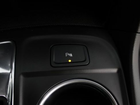 Used 2024 Chevrolet Equinox LT w/ LPO, Floor Liner Package image 7