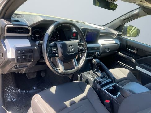 Used 2024 Toyota Tacoma TRD Off-Road AWD/4WD image 11