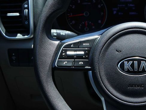 Used 2022 Kia Sportage LX FWD image 22