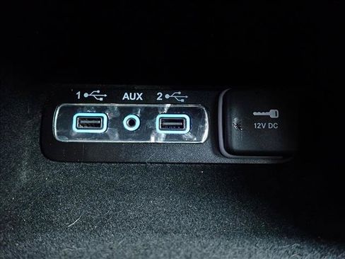 Used 2021 Jeep Grand Cherokee Limited w/ Quick Order Package 28K 80th AWD/4WD image 22