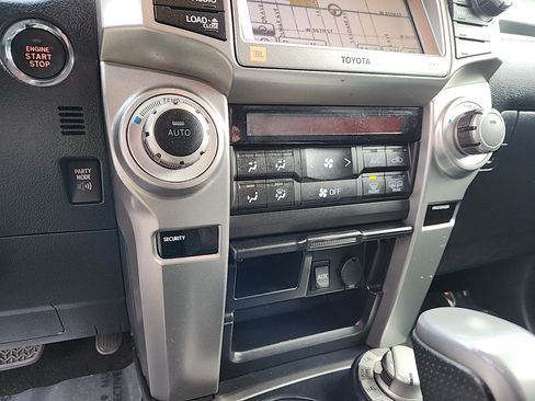 Used 2011 Toyota 4Runner SR5 image 12