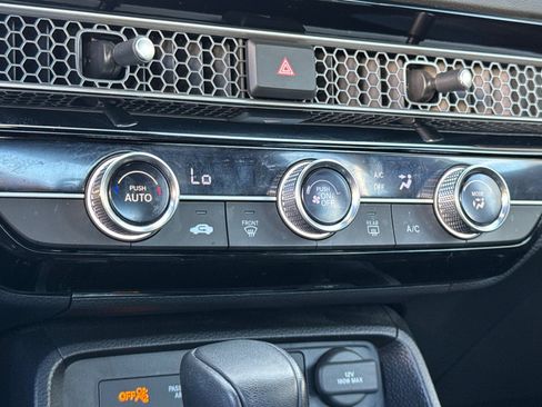 Used 2024 Honda Civic Sport image 18