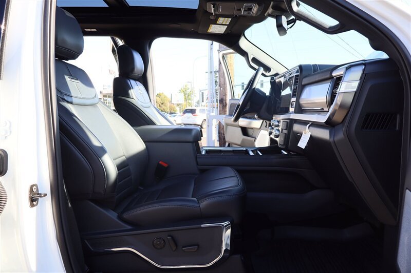 Used 2026 Ford F350 Platinum AWD/4WD image 32