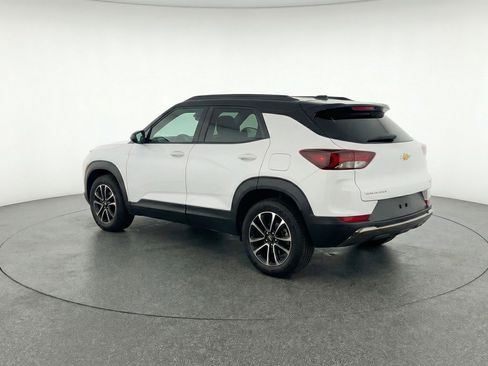 Used 2025 Chevrolet TrailBlazer LT image 6