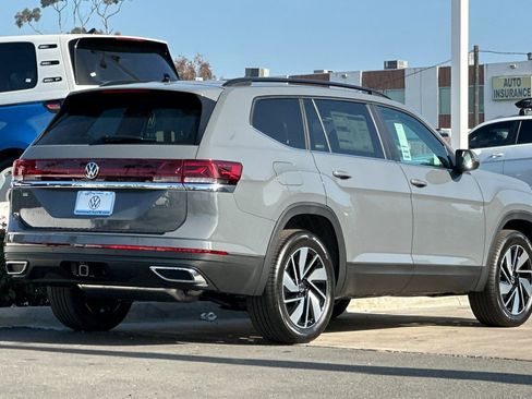 New 2026 Volkswagen Atlas SE image 5