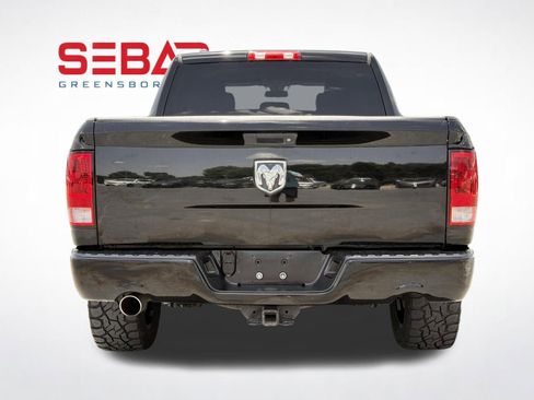Used 2013 RAM 1500 Express RWD image 10